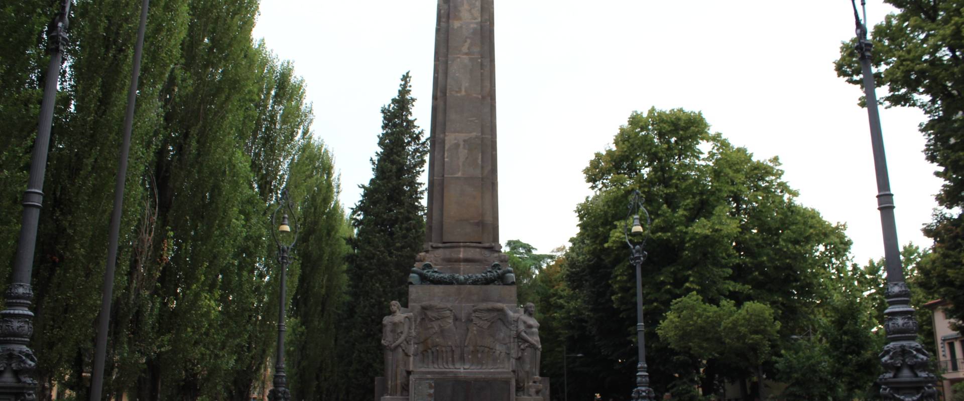 Monumento ai caduti della Prima guerra mondiale 12 foto di Dst81